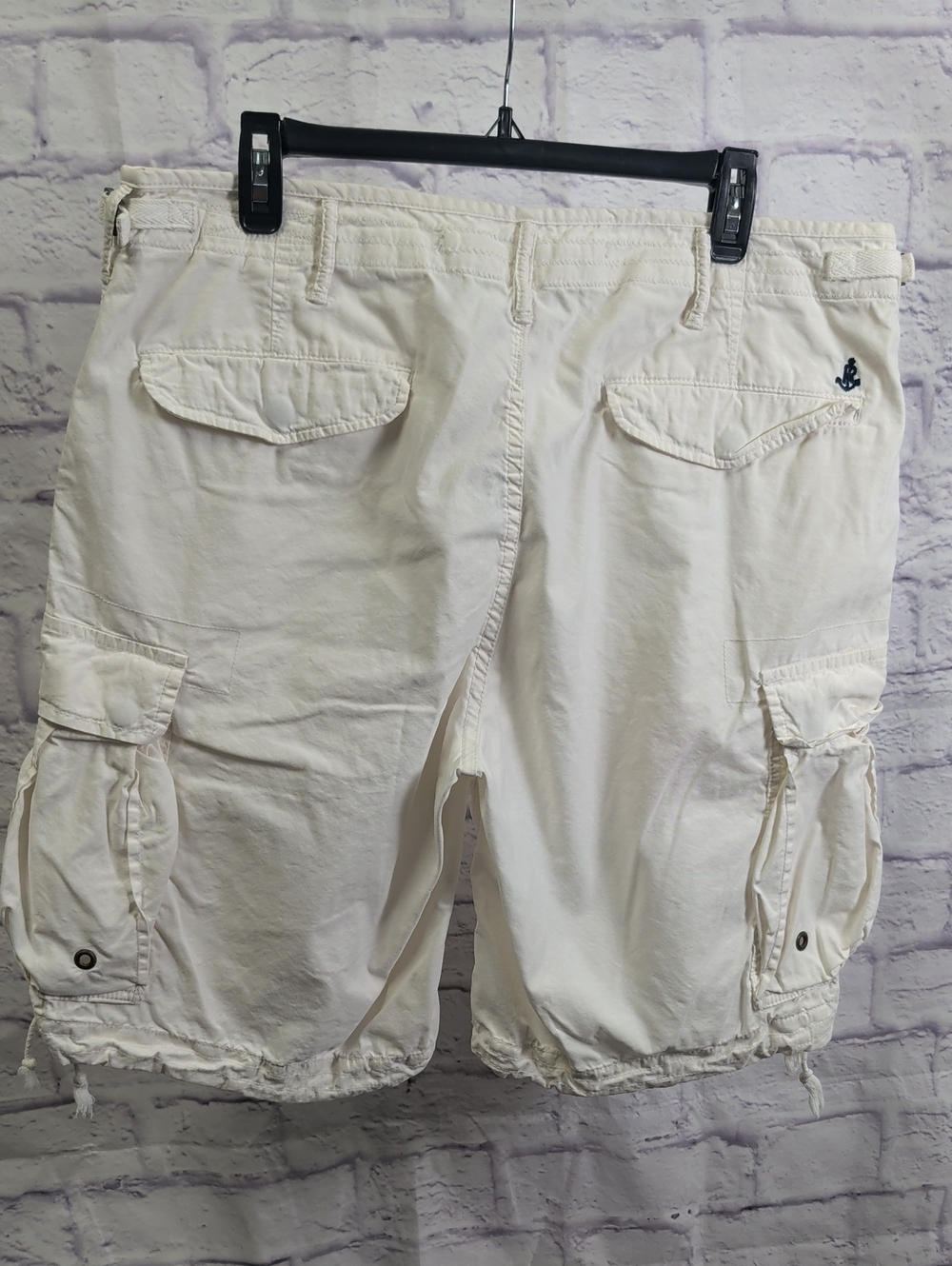 Polo Ralph Lauren 90's White Cargo Style Shorts w/ Graphic Print - Size 36 - Picture 4 of 10